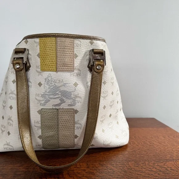 MCM Princess Lion Shopper Tote Ivory and Metallic with COA - Picture 2 of 16